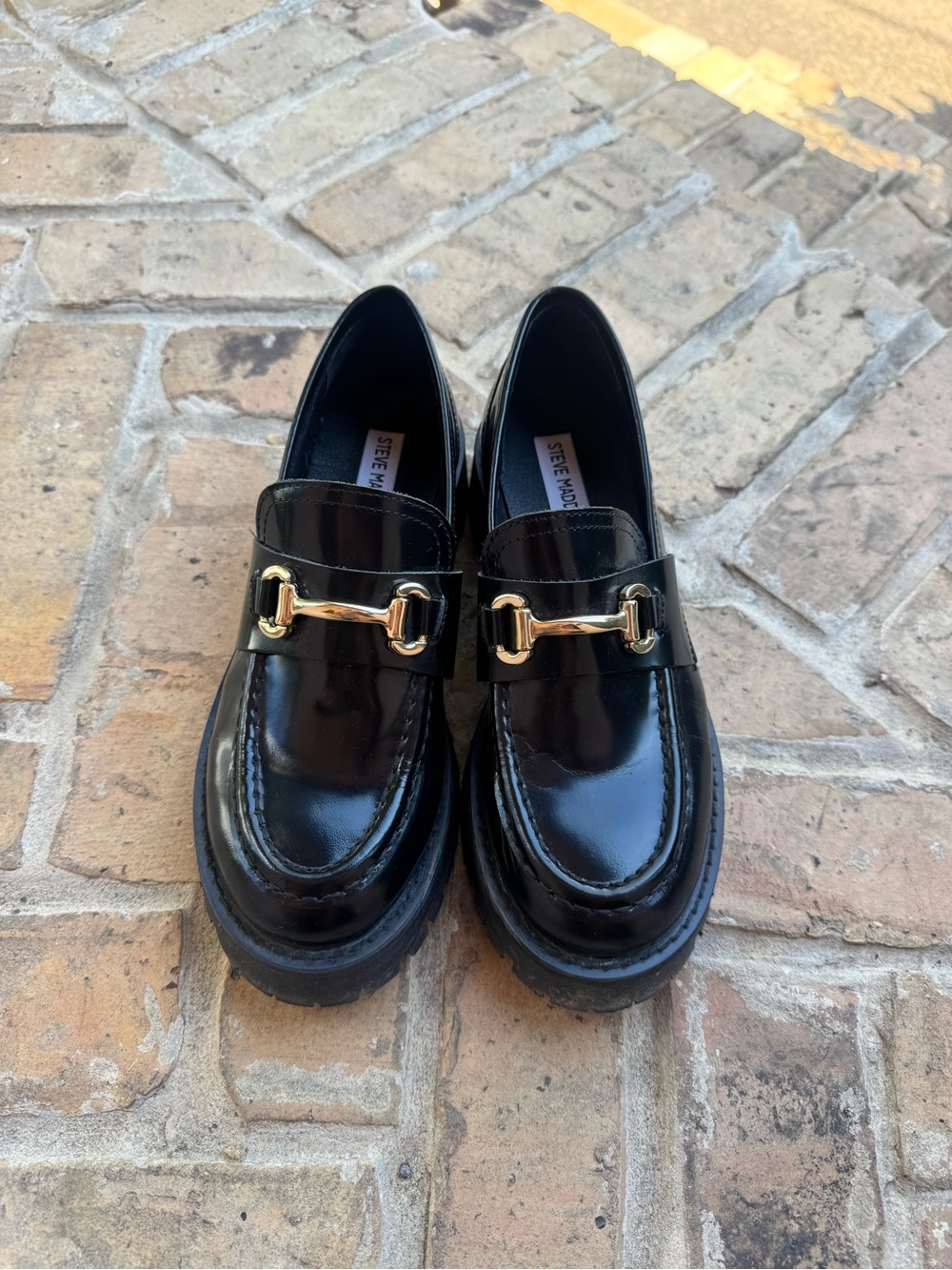 Steve Madden Womens Black Patent Loafers with Gold Horsebit